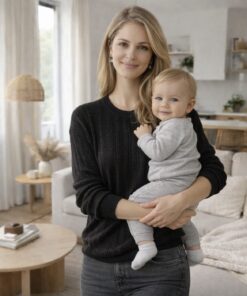 Pull d'allaitement NOTHING ELSE BUT BLACK en mailles tressées